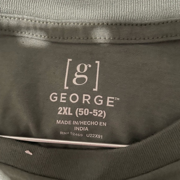 - Men’s 2XL dress Shirt with Black/white/silver colors New with Tags - Picture 10 of 11